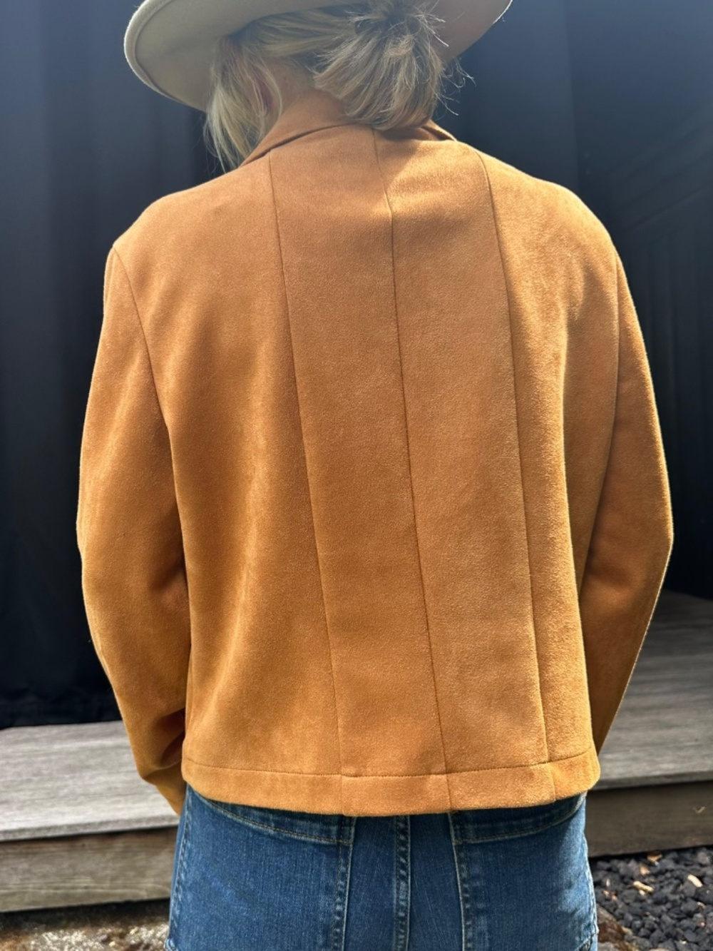 Stunning Bagatelle faux suede jacket in a Carmel Brown. - Picture 3 of 7